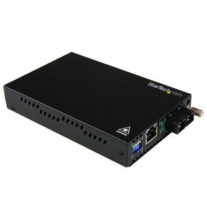 StarTech.com Multimode (MM) SC Fiber Media Converter for 1Gbe Network - 550m Range - Gigabit Ethernet -Remote Monitoring -