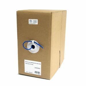 StarTech.com Cat 5e Ethernet-Kabel - 304,8m - Massiv - CMR-zertifiziert - Blau - TAA-konform - Cable for Netzwerkgerät - E