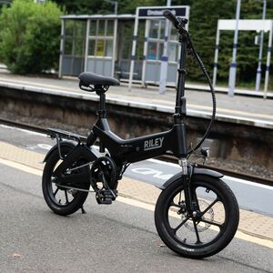 Riley RB1 Hybrid Bicycle - Battery, Electrical - 250 W Motor