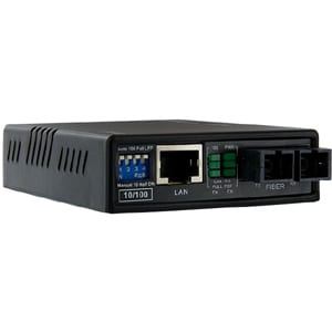 StarTech.com 10/100 Fiber to Ethernet Media Converter Multi Mode SC 2 km - Convert and extend a 10/100 Mbps Ethernet conne
