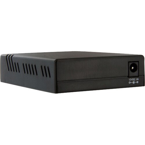 StarTech.com 10/100 Multi Mode Fiber Ethernet Media Converter SC 2 km - Convert an RJ-45 10/100Mbps Ethernet network conne