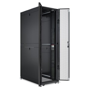 PDU APC by Schneider Electric - Switched - NEMA L21-30P - 21 x IEC 60320 C13/C15 - 30 A - 208 V Ingresso - 208 V AC Uscita
