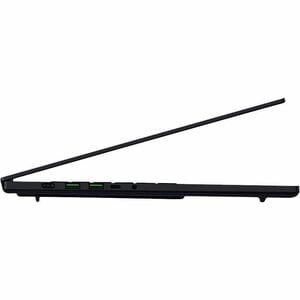Razer Blade 16 QHD+ OLED, Ryzen AI9-370, 64GB, RTX 5090, 4TB