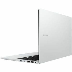 Samsung Galaxy Book5 NP754XHD-KB2US 15.6" Notebook - Full HD - Intel Core Ultra 5 255U - 16 GB - 256 GB SSD - Silver - Int