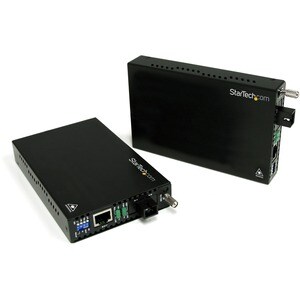 StarTech.com 10/100 Mbps Ethernet Single Mode WDM Fiber Media Converter Kit SC 20km - 10/100Base-TX, 100Base-FX - Rack-mou